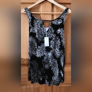 Black and White Paisley Women's Top